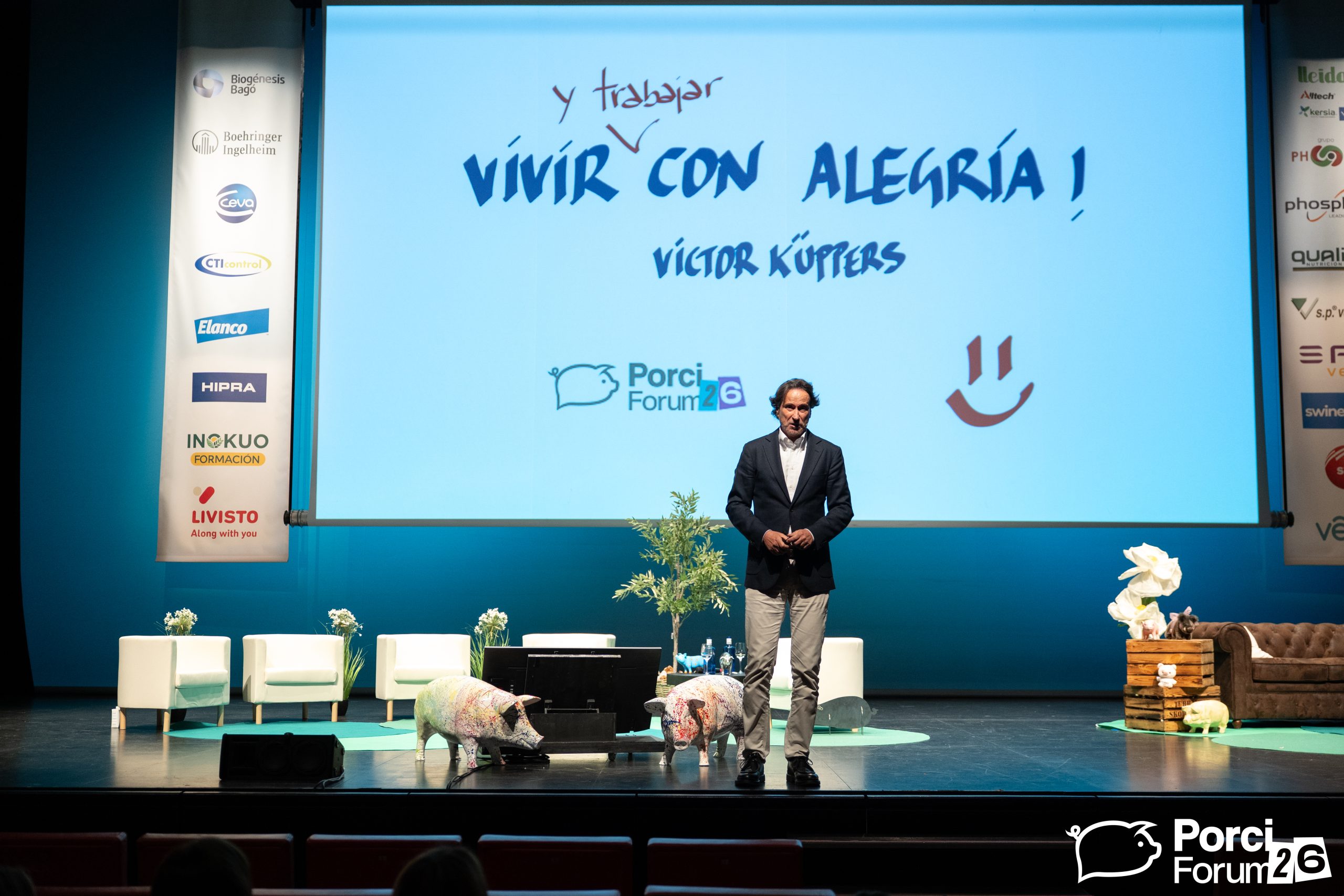 Porciforum 26-83